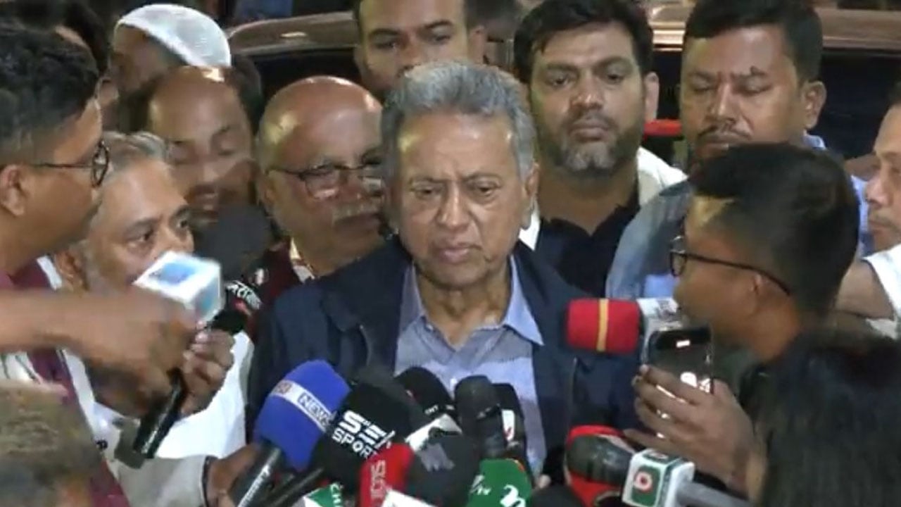 বাংলাদেশের স্বার্থ রক্ষা করেই পররাষ্ট্র নীতি নির্ধারণ করা হবে: আমির খসরু