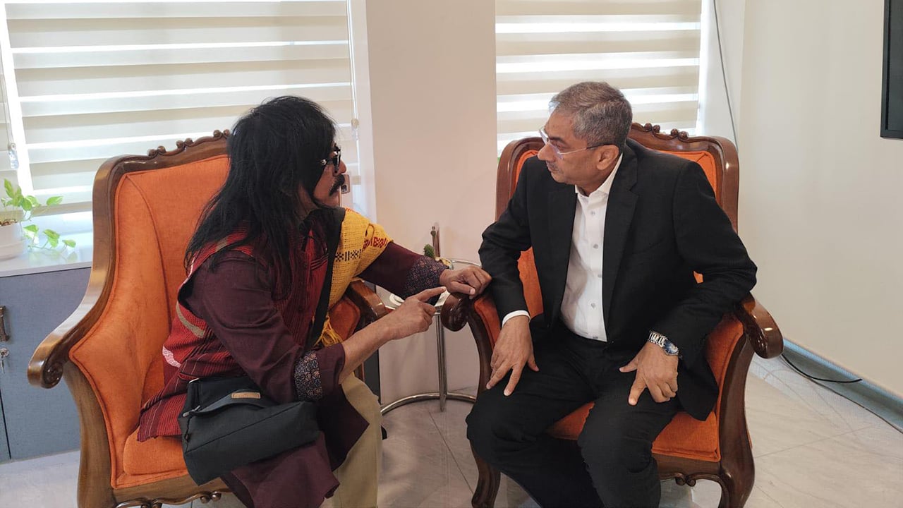 এ্যানির ধাক্কা খেয়ে যা বললেন সাবেক এমপি মাসুদ