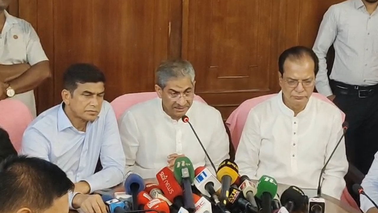 পরিকল্পিত বাঁধ ও ড্রেজিং করলে তিস্তাপাড়ের মানুষকে রক্ষা করা সম্ভব