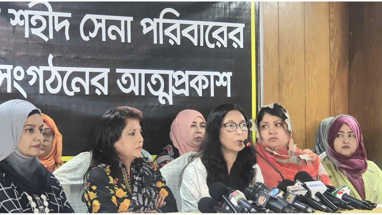 ট্রাইবুনালে মামলার পর সেনা পরিবারের সদস্যদের প্রাণনাশের হুমকি আ.লীগের