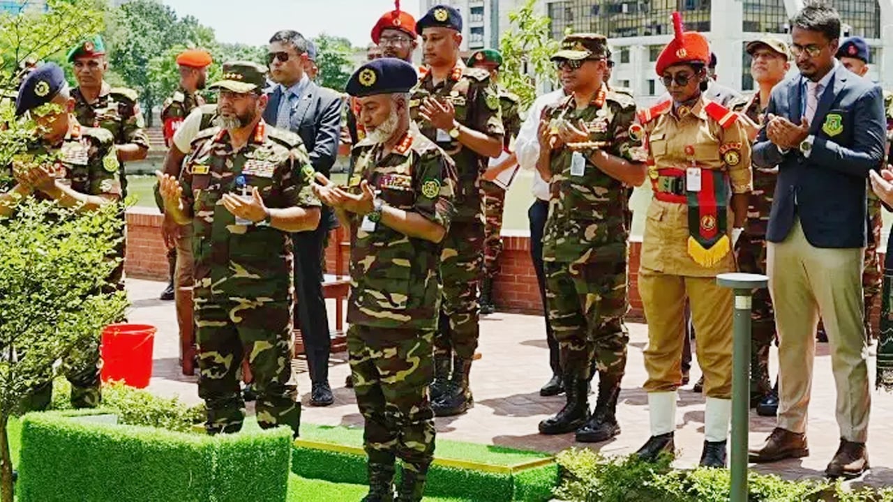  নৈতিকতা ও সততায় জোর দিলেন সেনাপ্রধান
