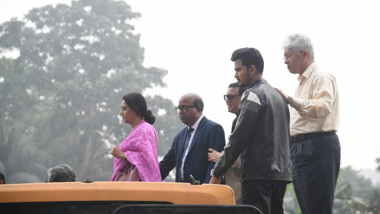 ঢাকার খাল দূষণমুক্ত করতে হবে: স্থানীয় সরকার উপদেষ্টা