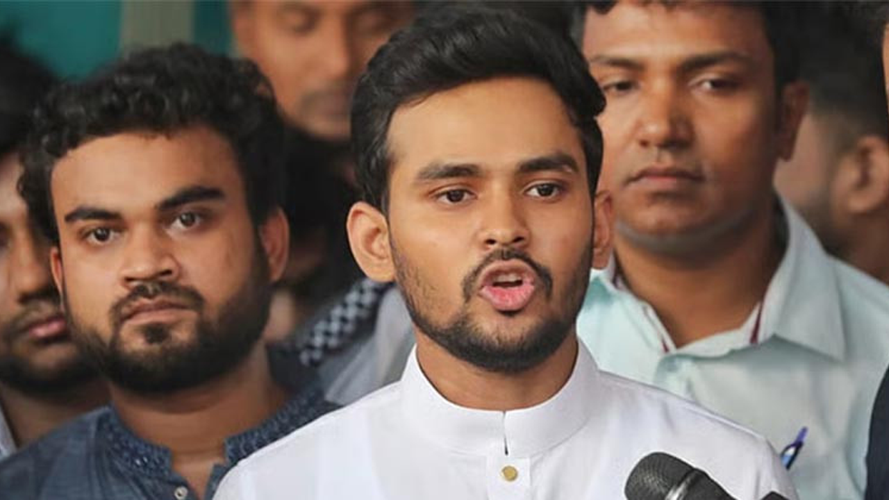 এনসিপি ও ১১ দলের জোট নেতাদের ওপর হামলার অভিযোগ আসিফের