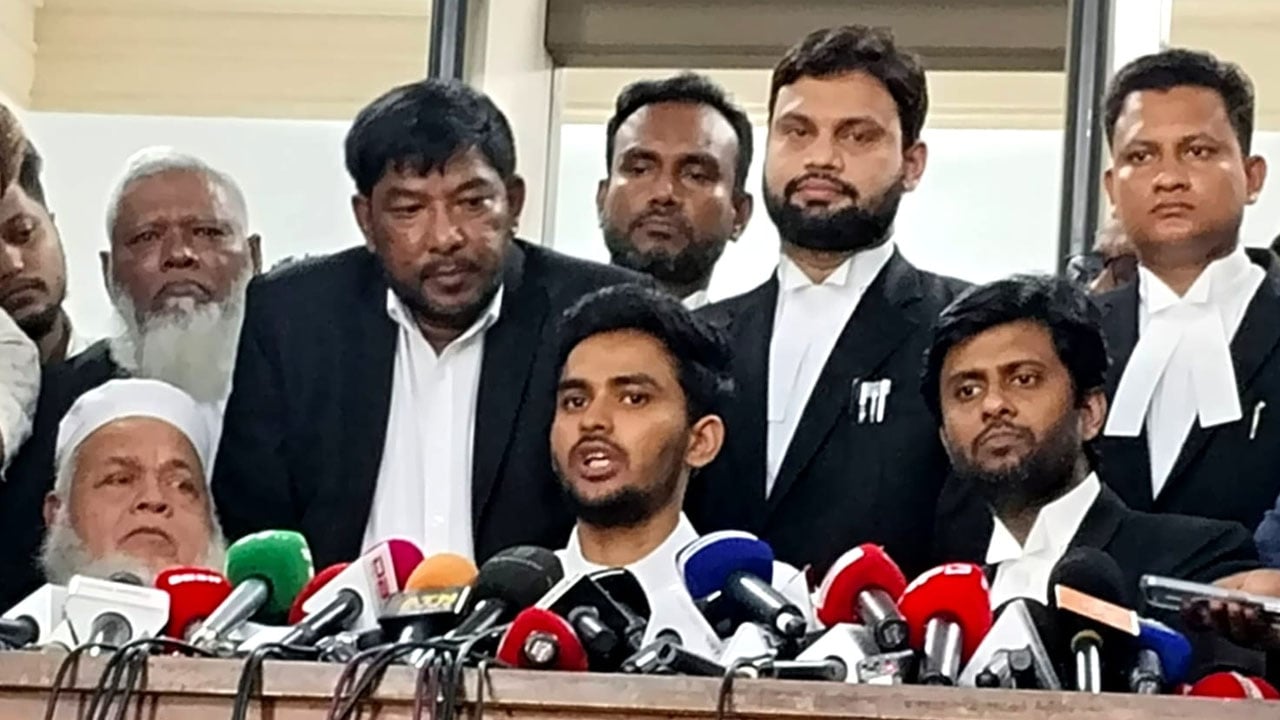 উপদেষ্টা আসিফের প্রথম দিনের সাক্ষ্য শেষ, পরবর্তী সাক্ষ্য ১৬ অক্টোবর