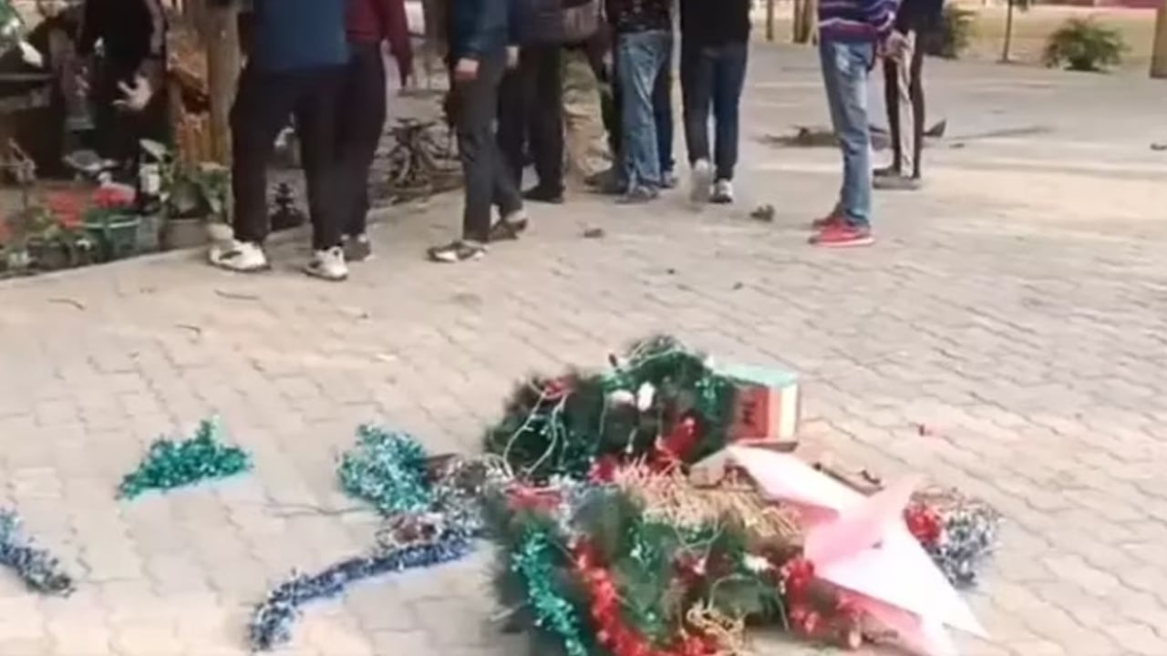 আসামে বড়দিনে খ্রিস্টান স্কুলে হিন্দুত্ববাদীদের হামলা