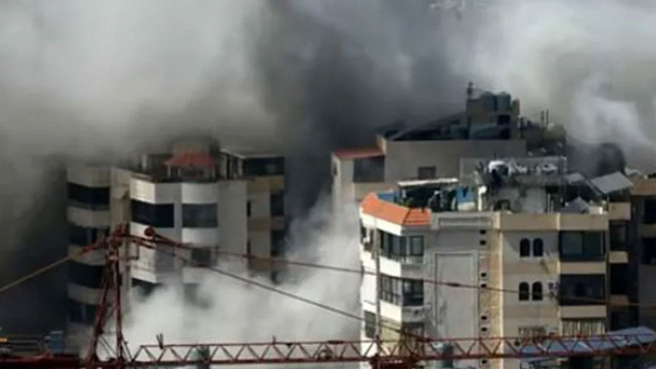 বৈরুত বিমানবন্দরের কাছে ইসরাইলি বিমান হামলা