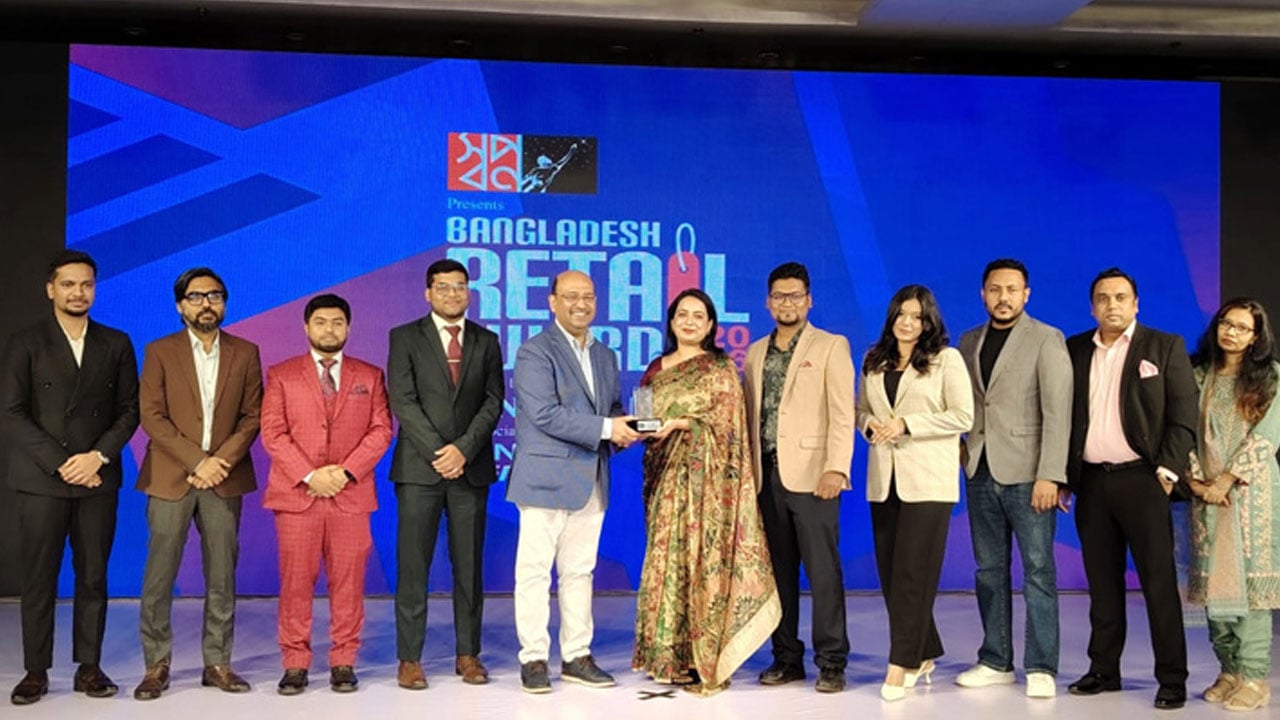 বাংলাদেশ রিটেইল অ্যাওয়ার্ডসে একাধিক স্বীকৃতি পেল ‘স্বপ্ন’