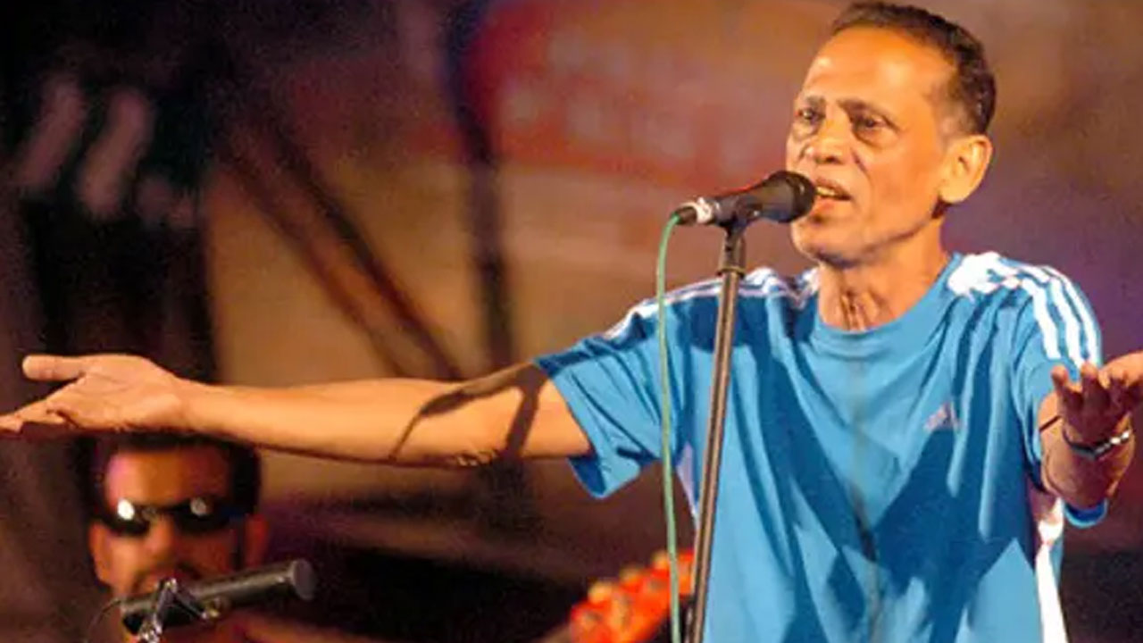 গায়ক আজম খানের জন্মদিন আজ