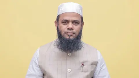 জাপান সফরে প্রধানমন্ত্রীর সফরসঙ্গী হেফাজত নেতা
