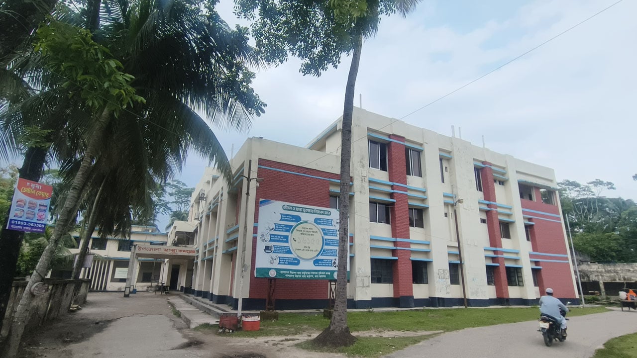বাবুগঞ্জে ১৪৫ কেন্দ্রে ভিটামিন ‘এ’ প্লাস ক্যাপসুল খাওয়ানোর উদ্যোগ