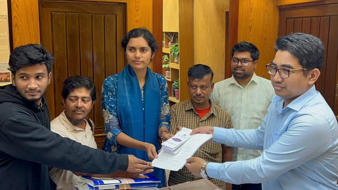 বরিশালের ৬টি আসনে ১৯ মনোনয়ন ফরম সংগ্রহ