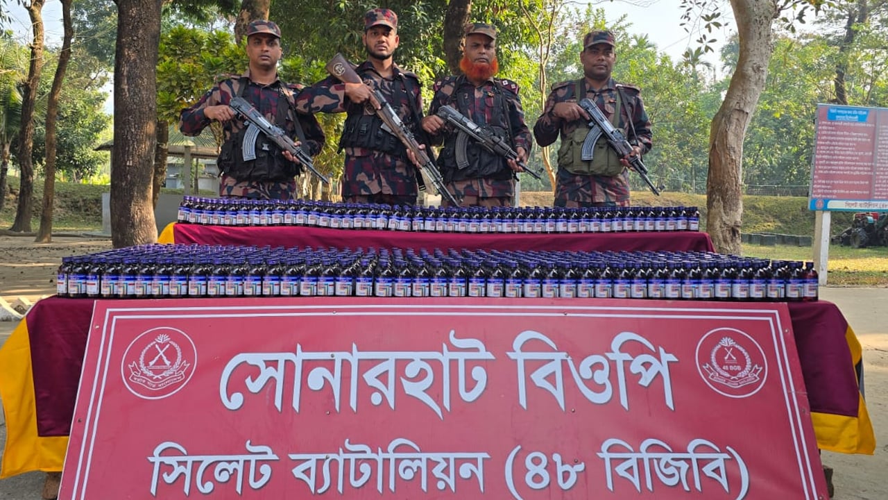 সিলেটে বিজিবির অভিযানে ২ কোটি টাকা মূল্যের চোরাই পণ্য জব্দ