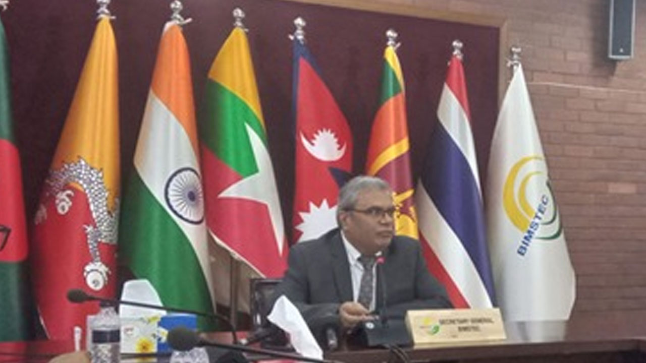 ঢাকা-দিল্লি দ্বিপক্ষীয় সম্পর্কের চ্যালেঞ্জ নিজেরাই মোকাবিলা করতে সক্ষম