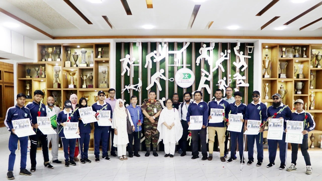 বিকেএসপিতে জুলাই বিপ্লবে আহত যোদ্ধাদের বিশেষ প্রশিক্ষণ ক্যাম্পের সনদ প্রদান