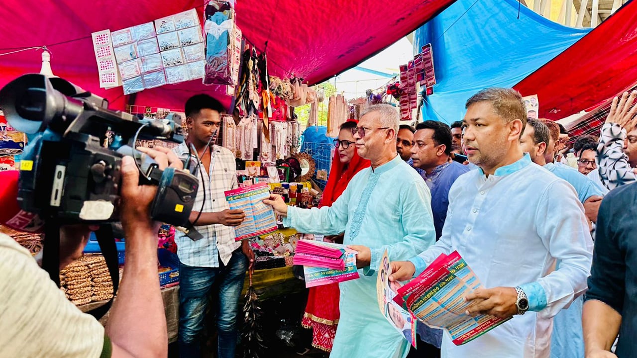 সংস্কারের নামে নির্বাচন পেছানো যাবে না: নীরব