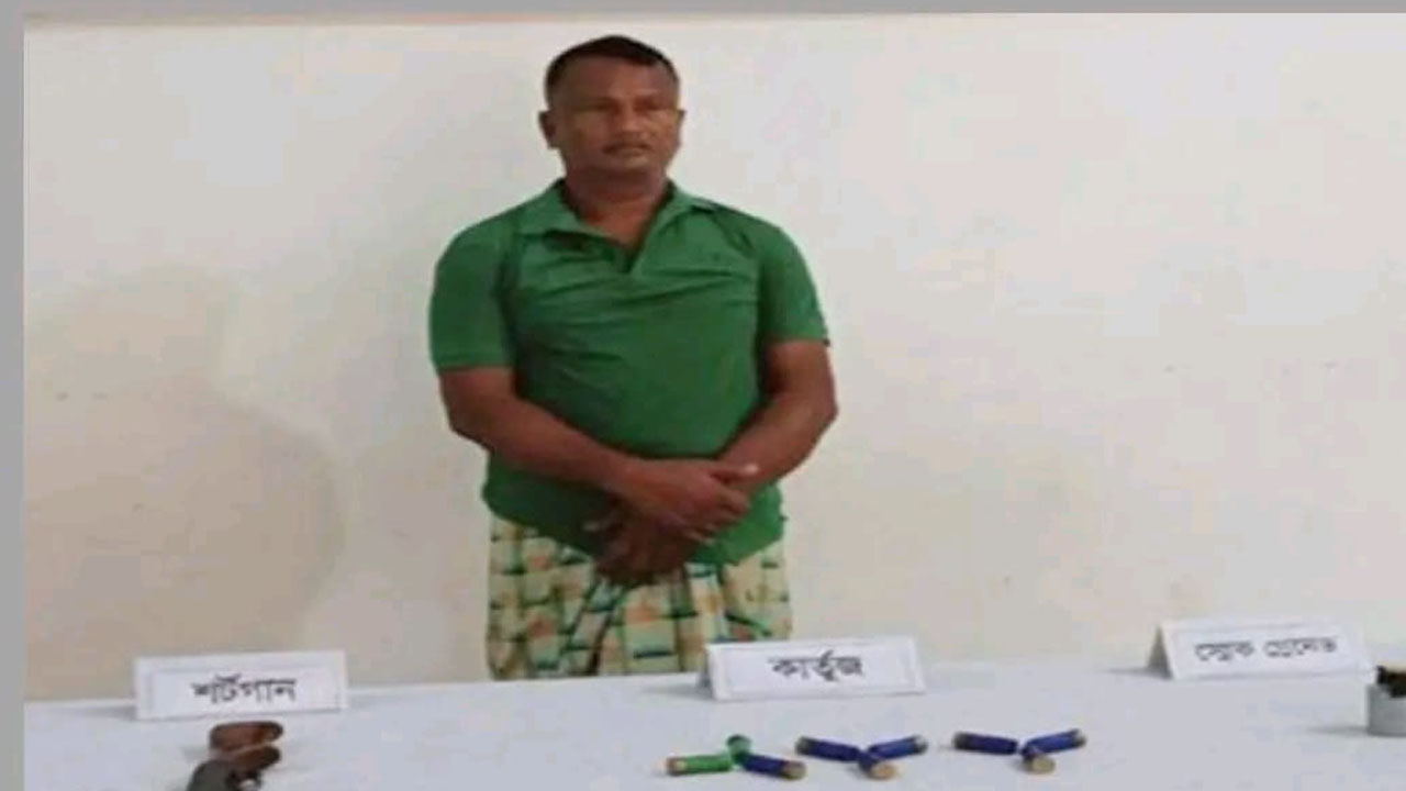 অস্ত্র ও গ্রেনেডসহ সাবেক যুবদল নেতা গ্রেপ্তার