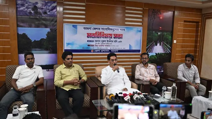 দুই মাসের মধ্যে কিশোর গ্যাং নির্মূল ও অনলাইন জুয়া বন্ধ করতে হবে: চিফ হুইপ