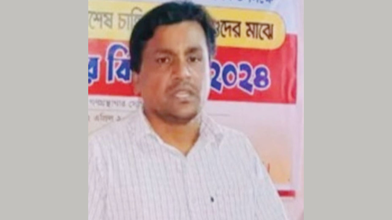 সনদবাণিজ্য ও সেবামূলক কাজের নামে সম্পদের পাহাড়