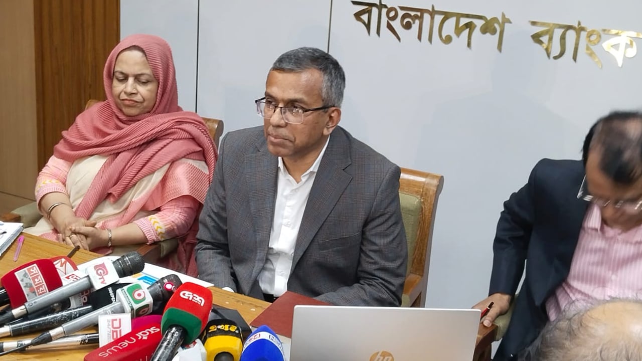 বন্ধ শিল্পকারখানা চালুতে ৬০ হাজার কোটি টাকার তহবিল