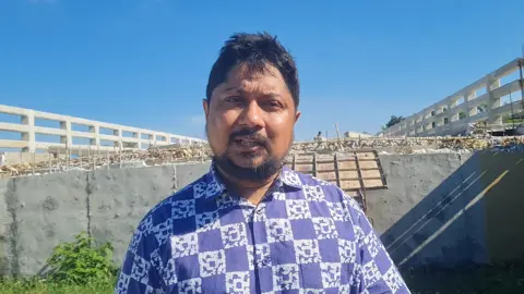 বাসাইলে সেতুর ফুটপাতে বাঁশ, উপজেলা প্রকৌশলী স্ট্যান্ড রিলিজ