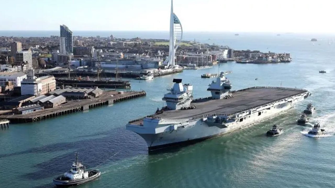রওনা দেওয়ার প্রস্তুতি নিচ্ছে যুক্তরাজ্যের বিমানবাহী রণতরী