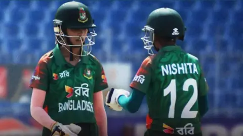 ত্রিদেশীয় সিরিজের ফাইনালে বাংলাদেশ
