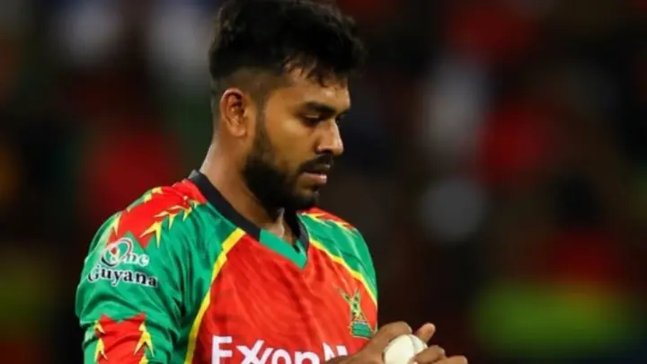 শোচনীয় পরাজয় মিরাজদের, তবুও সুযোগ থাকছে ফাইনালে ওঠার