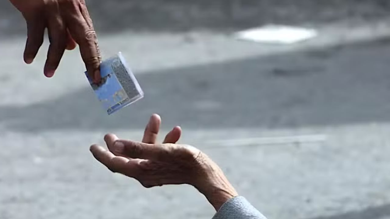 দুবাইয়ে ভিক্ষুকবিরোধী অভিযানে গ্রেপ্তার ২৬