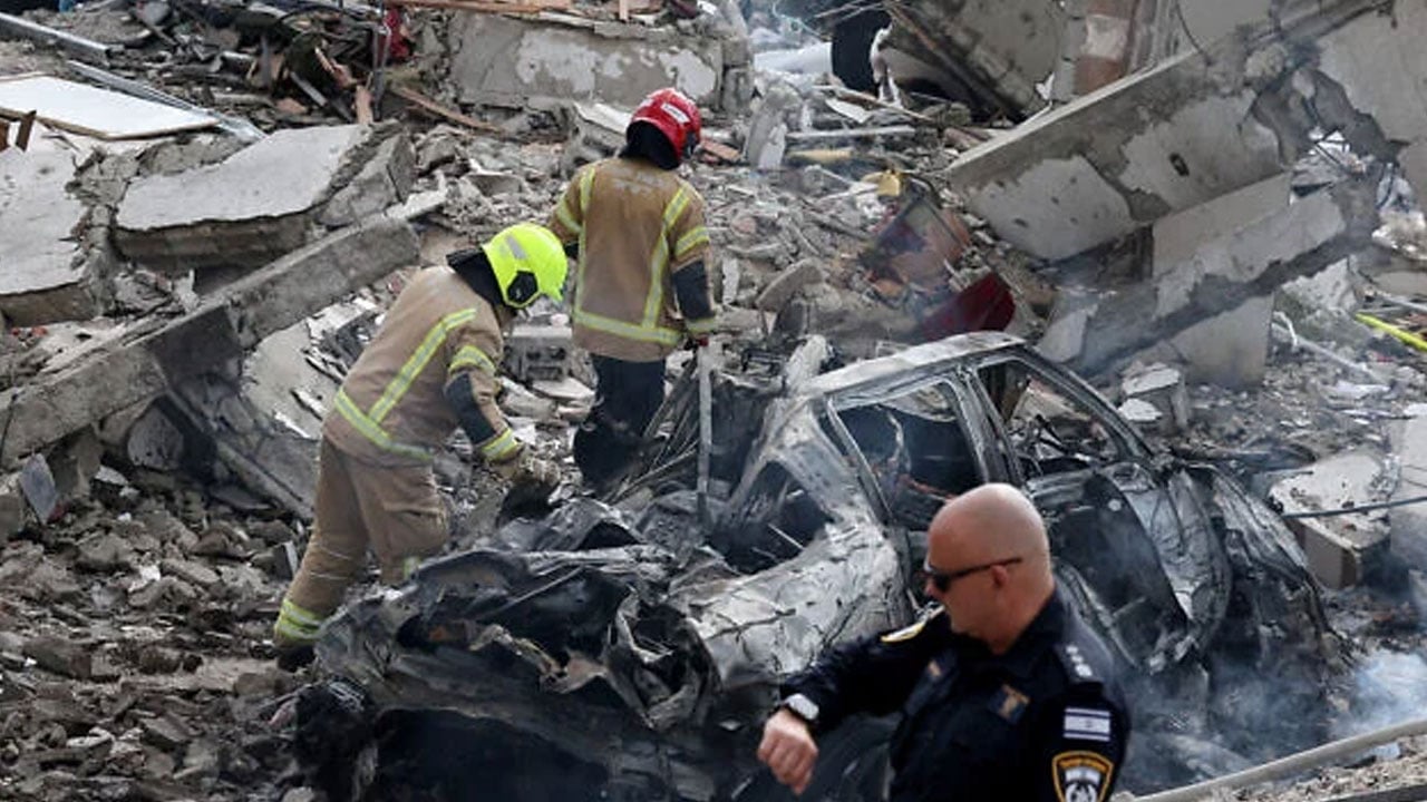 বেইত শেমেশে ইরানের ক্ষেপণাস্ত্র হামলায় নিহত ৯, নিখোঁজ ১১ জন: ইসরাইলি পুলিশ