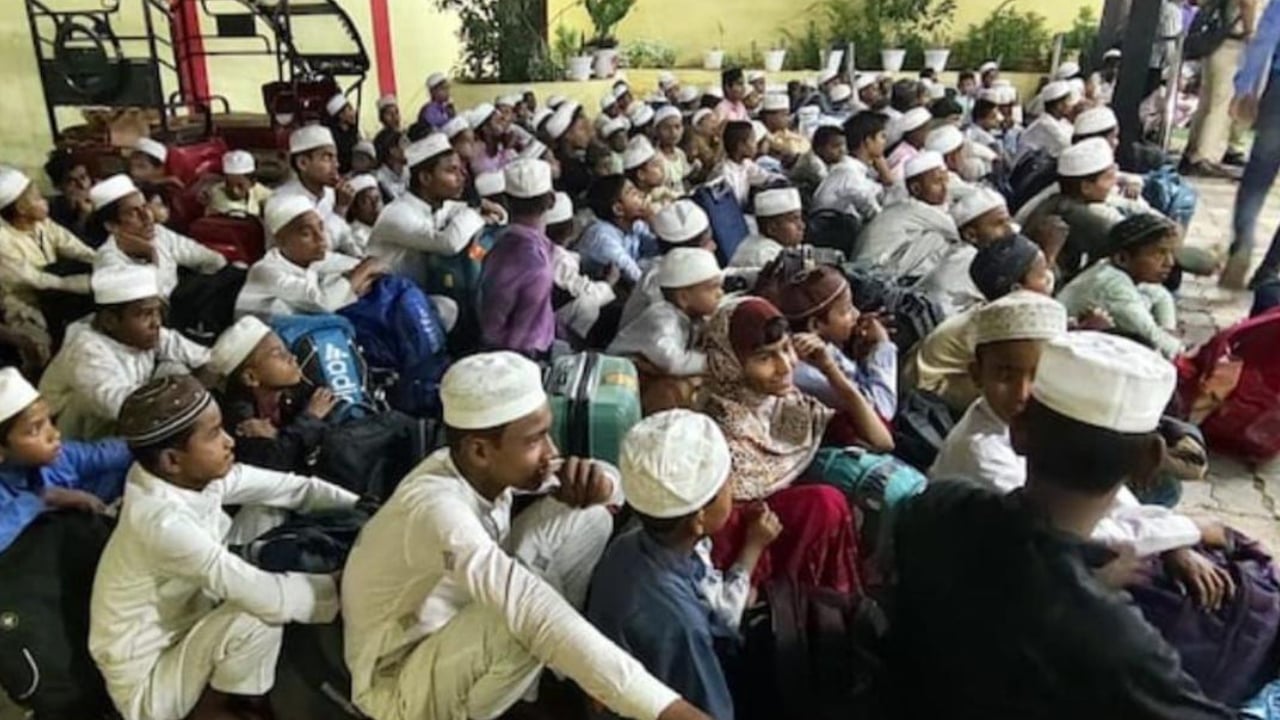 বিহার থেকে মাদ্রাসায় পড়তে যাওয়া শিশুরা আটক হয়েছিল কেন