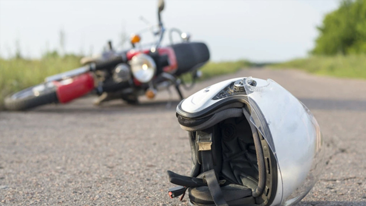 বনশ্রীতে ট্রাকের ধাক্কায় মোটরসাইকেল আরোহী নিহত