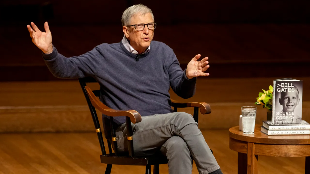 ভারতের এআই সম্মেলনে ভাষণ বাতিল করলেন বিল গেটস