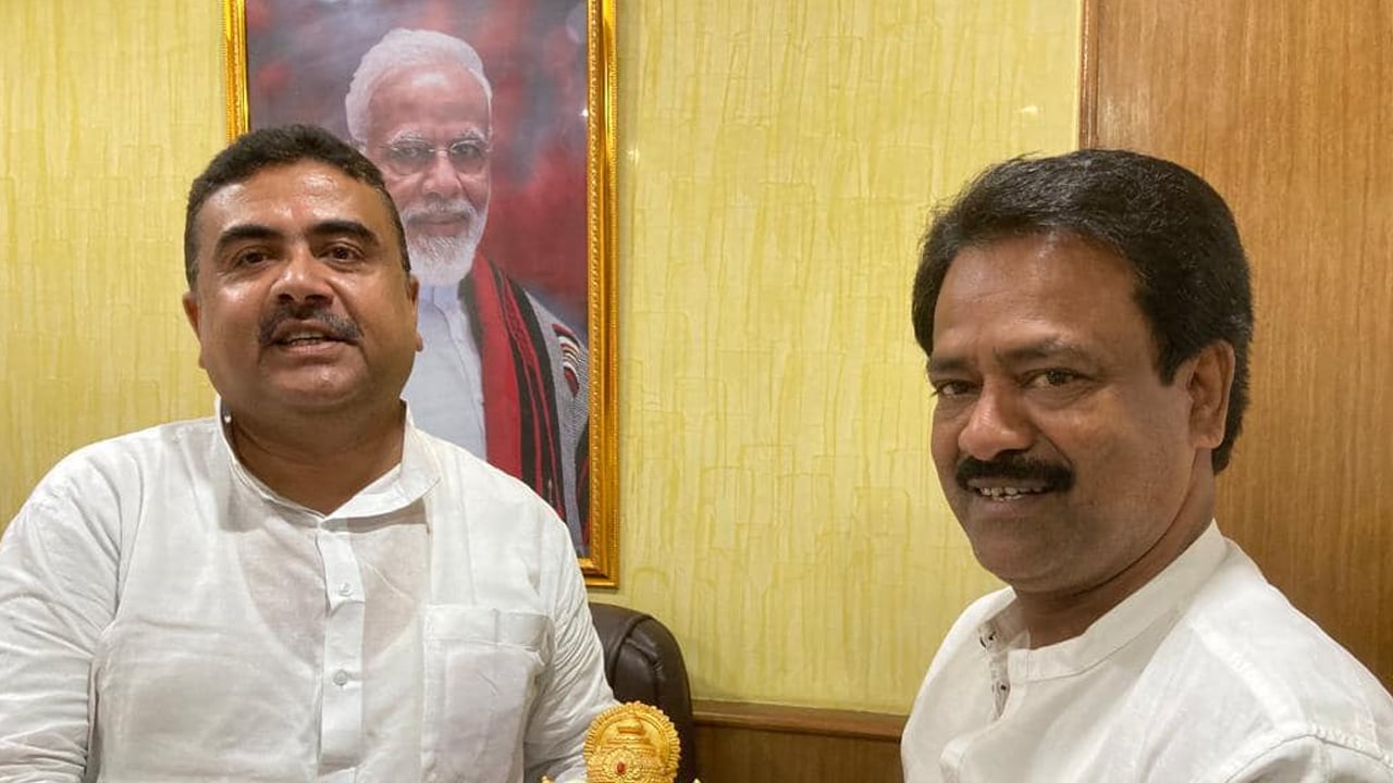 বাংলাদেশে ‘সার্জিক্যাল স্ট্রাইকের’ আহ্বান বিজেপি নেতার