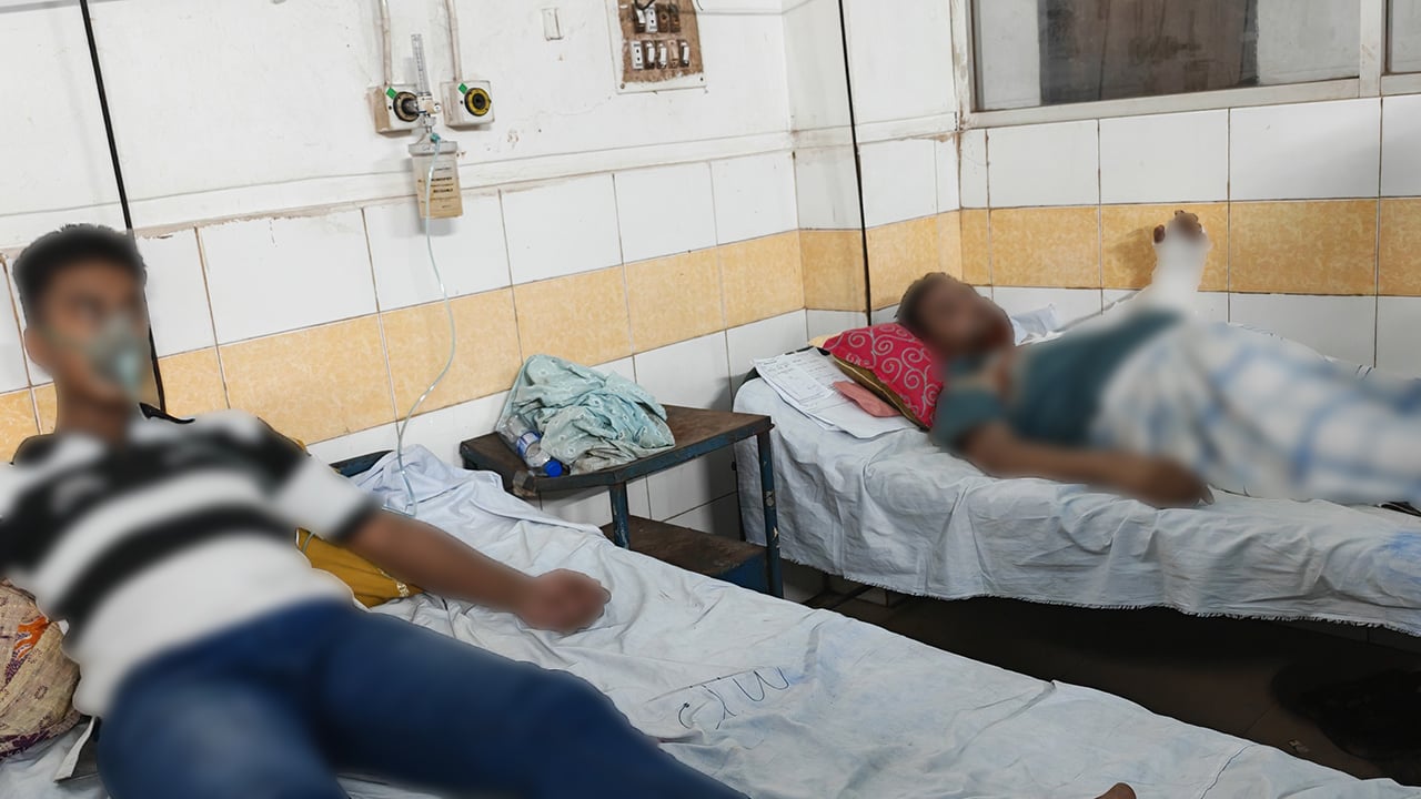 ইয়াবা সেবনে বাধা দেওয়ায় যুবদল নেতাকে কোপাল মাদক কারবারিরা