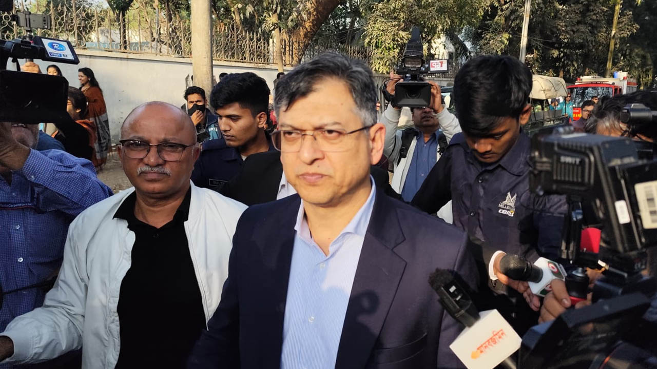 সর্বদলীয় বৈঠকে যাচ্ছেন বিএনপির সালাউদ্দিন আহমেদ