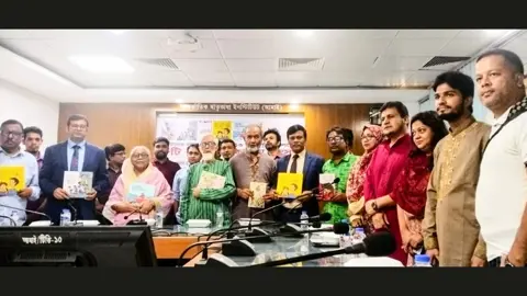 ‘ছোটদের সময় প্রকাশনী’র আটটি নতুন বইয়ের মোড়ক উন্মোচন