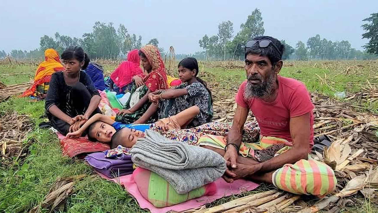 অন্তঃসত্ত্বা নারী ও শিশুসহ ১১ জনকে নিয়ে ঠাকুরগাঁও সীমান্তে মানবিক সংকট