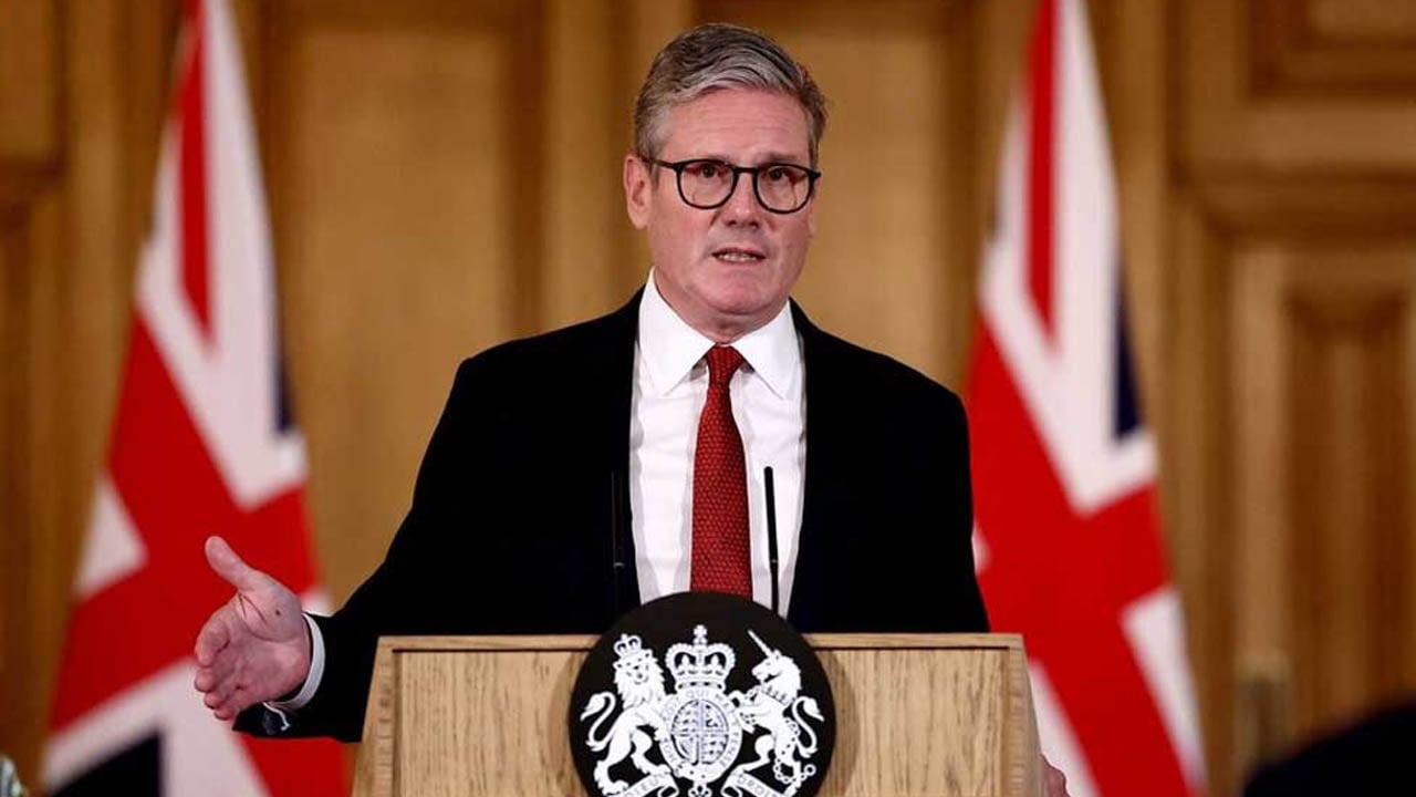 মধ্যপ্রাচ্য যুদ্ধ যেন পুতিনের জন্য আশীর্বাদ না হয়ে দাঁড়ায়: ব্রিটিশ প্রধানমন্ত্রী