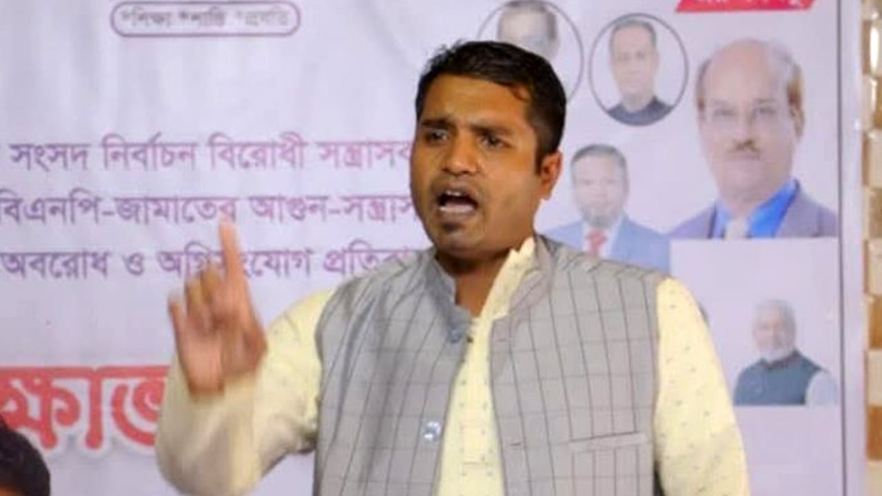 চট্টগ্রামে গোপন বৈঠককালে ছাত্রলীগ নেতা গ্রেপ্তার