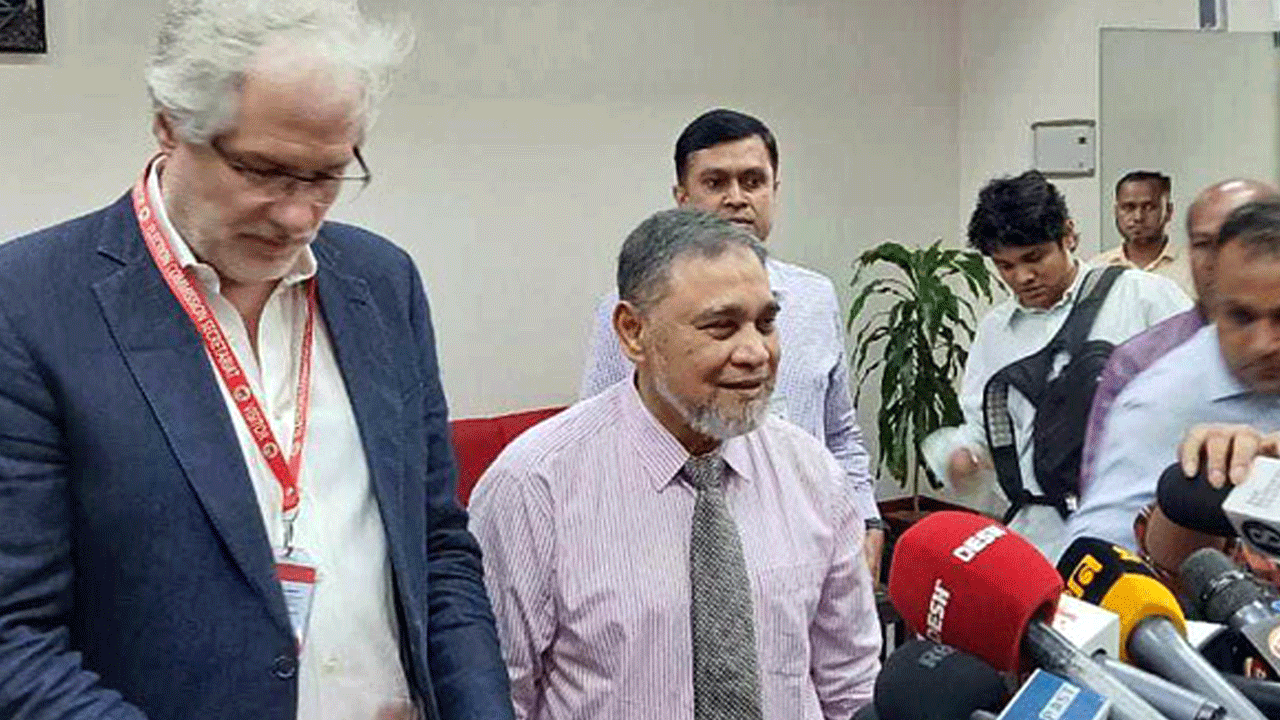 আকাশে সূর্য উঠলে সব পরিষ্কার হয়ে যাবে: সিইসি
