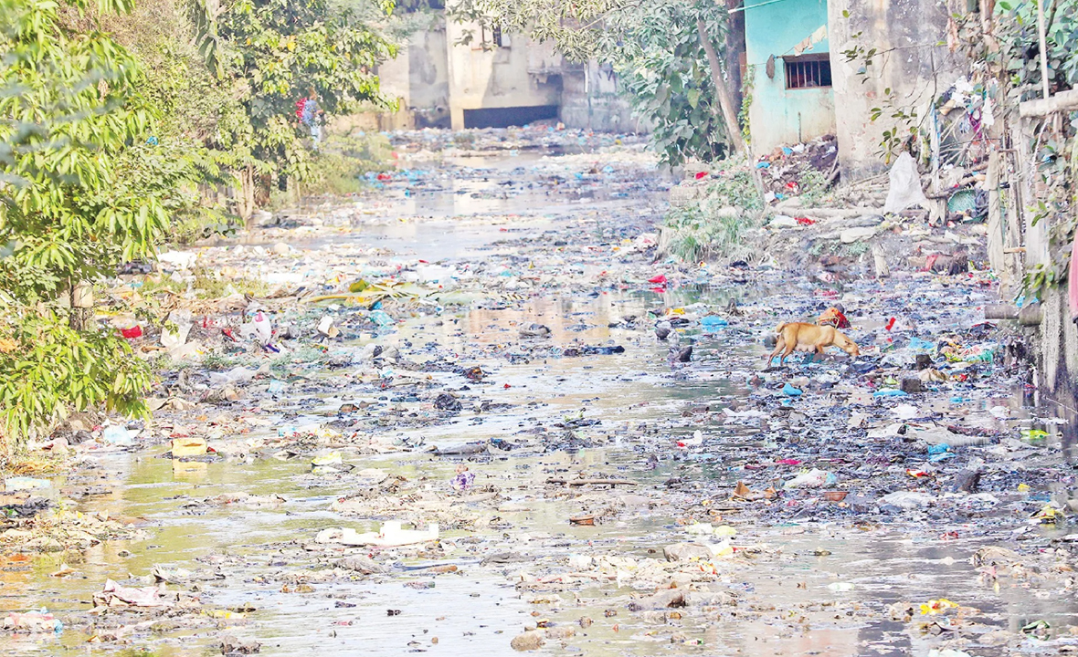 জলাবদ্ধতা নিরসনের নামে ৮ হাজার কোটি টাকা লুটের প্রকল্প