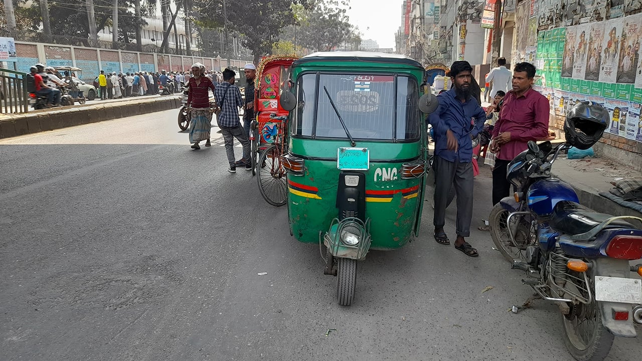 সিএনজি অটোচালকদের জরিমানার সিদ্ধান্ত বাতিল