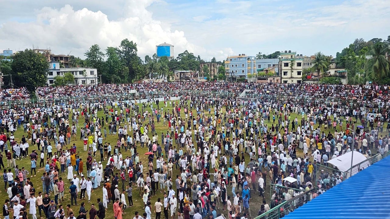 কক্সবাজারে ফুটবল টুর্নামেন্টে হামলার ঘটনায় ২ মামলা, আসামি সহস্রাধিক