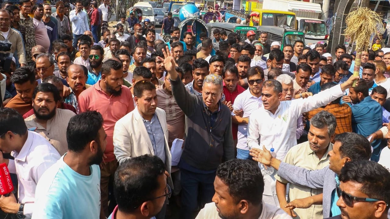 যারা নির্বাচন বানচাল করতে চায়, তারা গণতন্ত্র ও দেশের শত্রু: আমীর খসরু