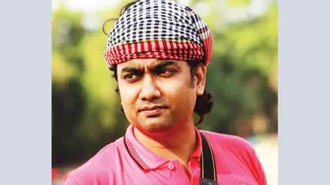 জুলাই গণঅভ্যুত্থানকে বিদ্রুপকারী চবি শিক্ষক বরখাস্ত