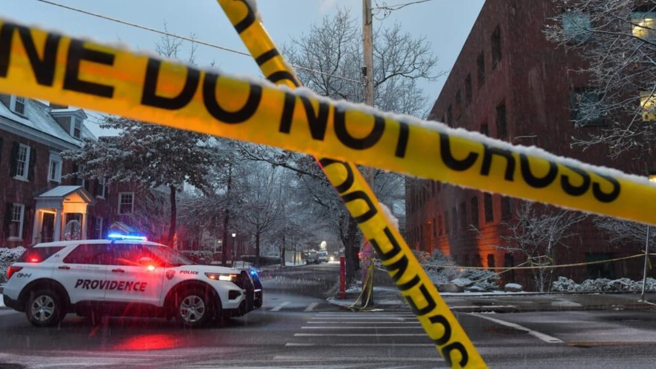 কানাডায় বন্দুক হামলায় নিহত ১০