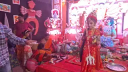 সারা দেশে জমে উঠেছে শারদীয় দুর্গোৎসব