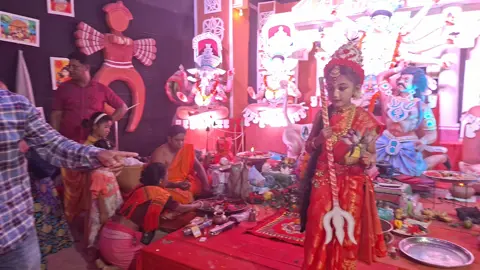 সারা দেশে জমে উঠেছে শারদীয় দুর্গোৎসব