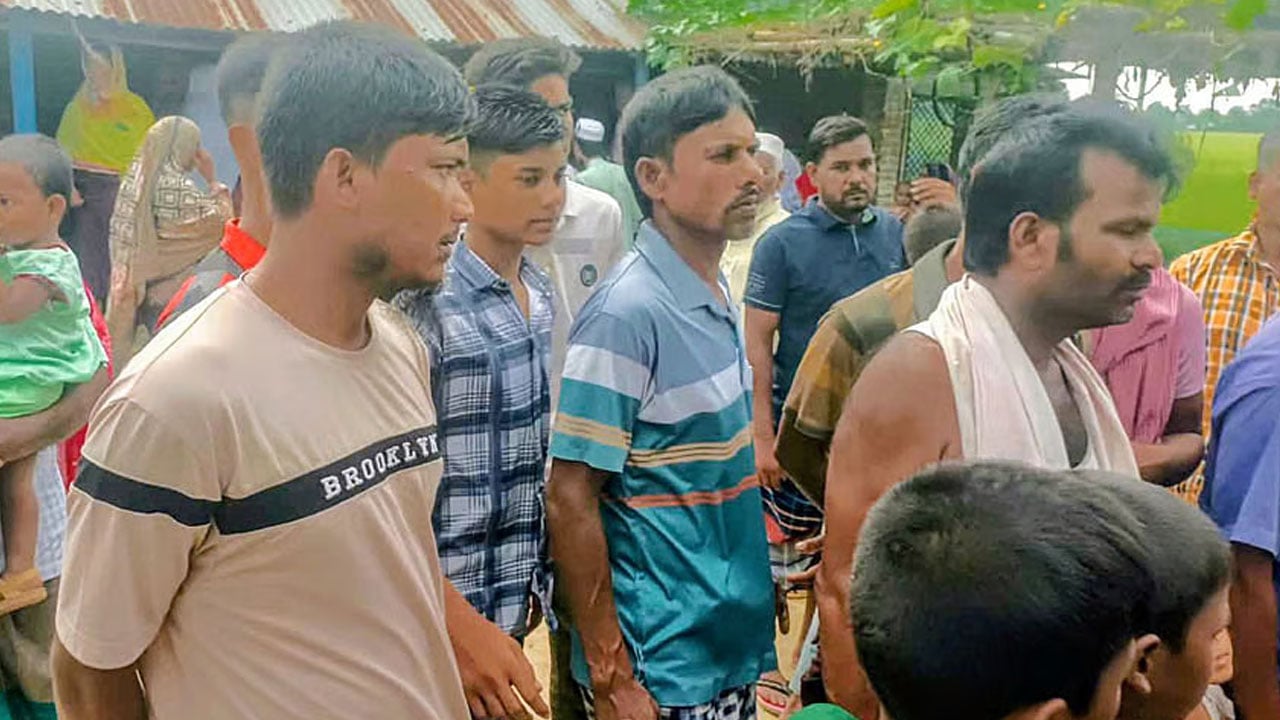 চাঁপাইনবাবগঞ্জে নদীতে গোসলে নেমে প্রাণ গেল ৫ শিশুর