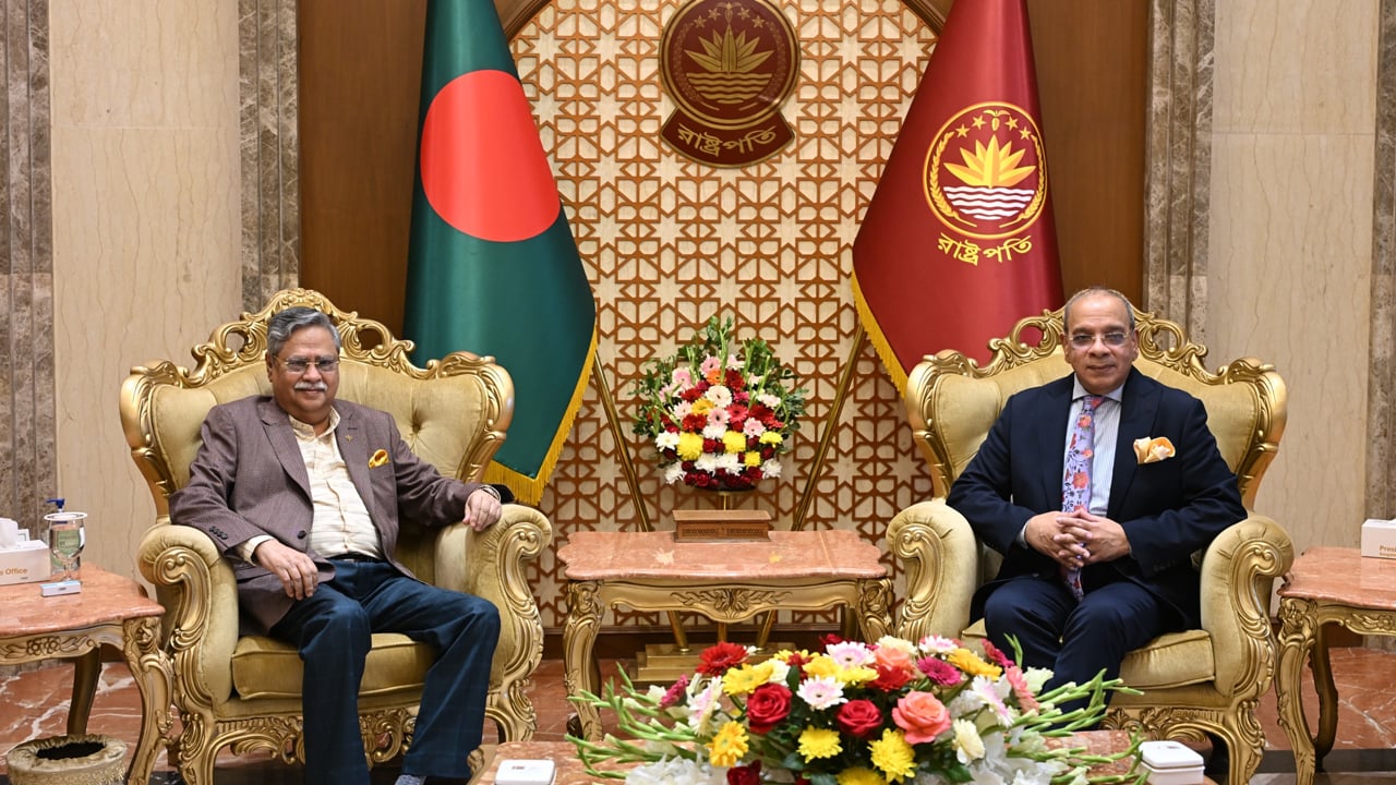রাষ্ট্রপতির সঙ্গে প্রধান বিচারপতির বিদায়ী সাক্ষাৎ